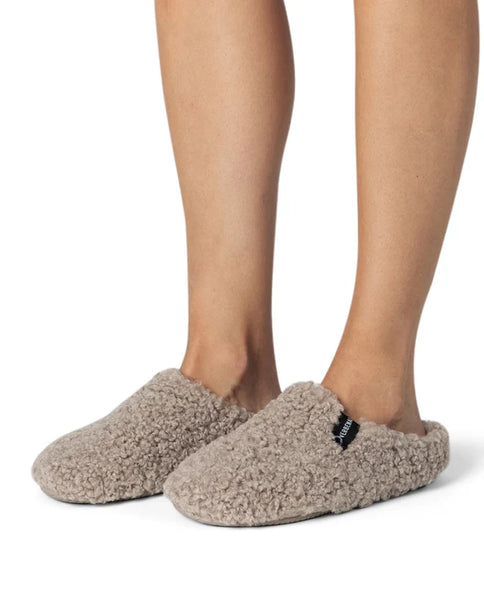Verbenas York Curly Slippers in Camel and Beige