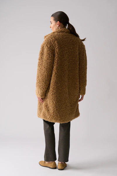Yogi Coat in Teddy