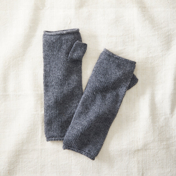 Saglo  Wrist Warmers in 4 Colours